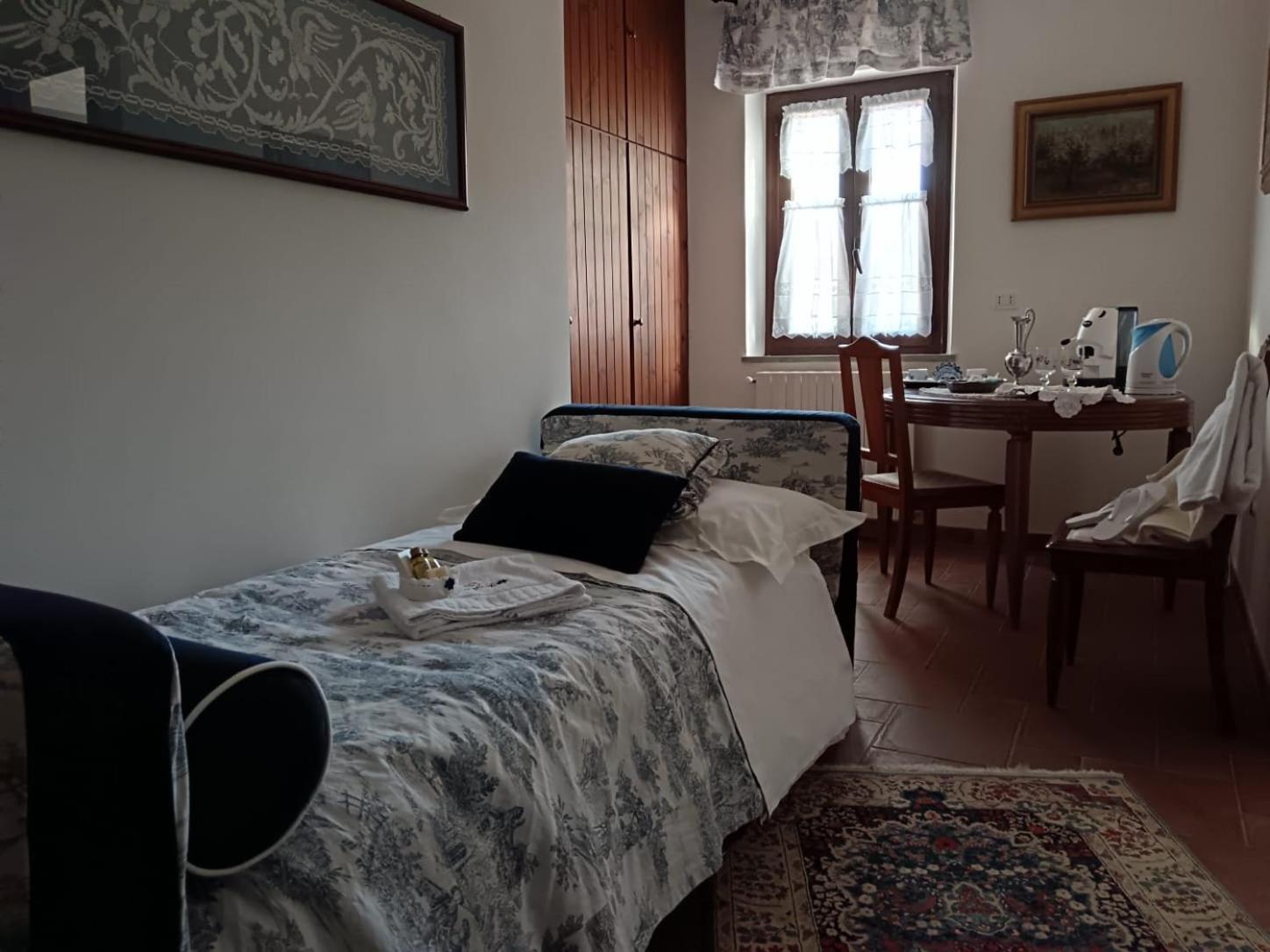 Bed And Breakfast Margherita & Home Restaurant Gerano Exteriör bild